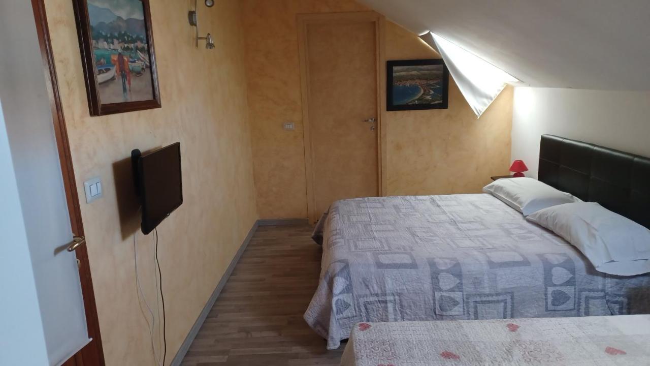 Il Monolocale Apartment ตูริน ภายนอก รูปภาพ