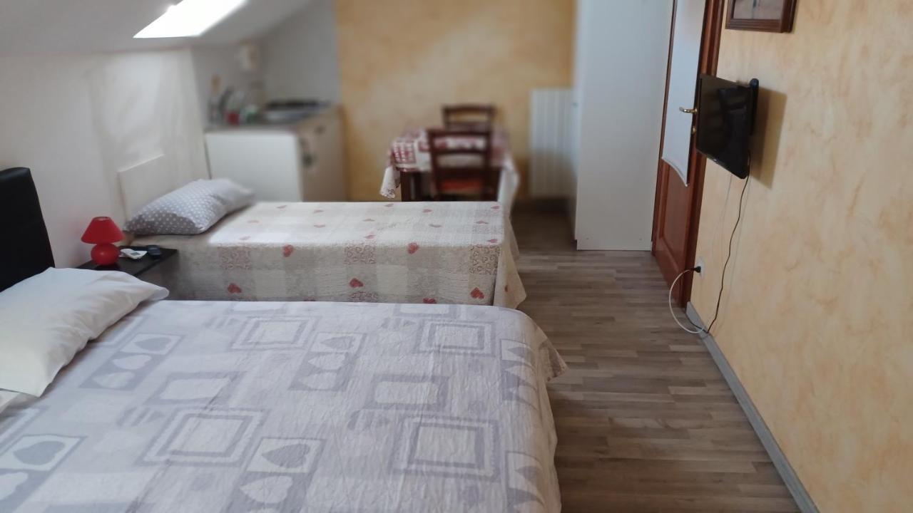 Il Monolocale Apartment ตูริน ภายนอก รูปภาพ