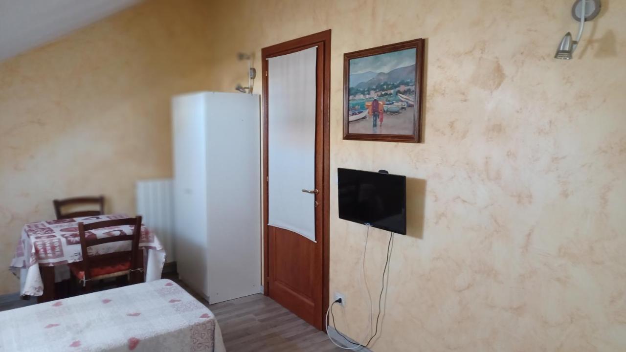 Il Monolocale Apartment ตูริน ภายนอก รูปภาพ