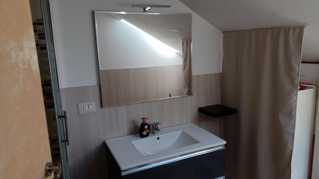 Il Monolocale Apartment ตูริน ภายนอก รูปภาพ